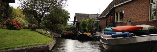 bu_bobe Profile Banner