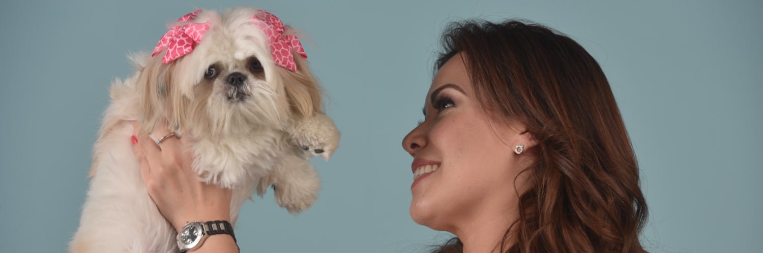 vianethreyes's profile banner image