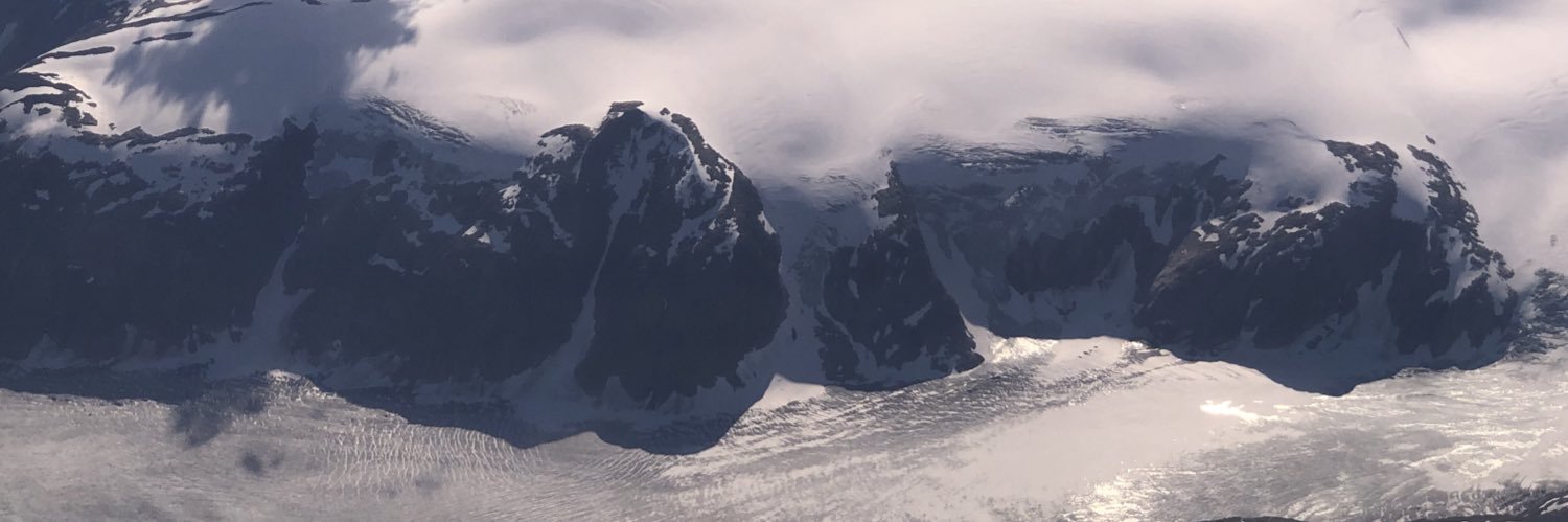 V_Ludwig's profile banner image