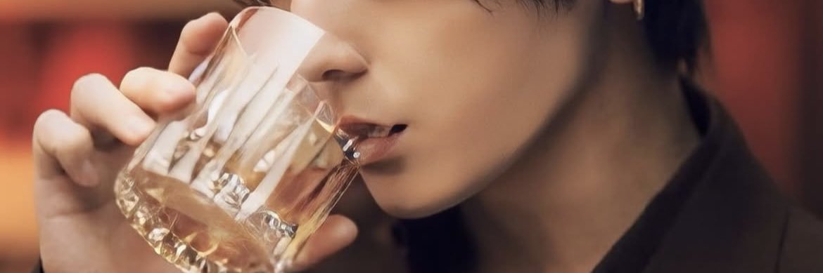 yr_359's profile banner image