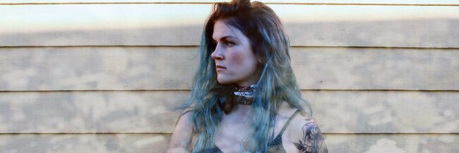 Laura Juno banner