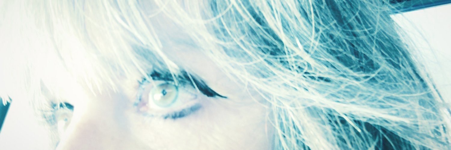 Connie Handscomb banner