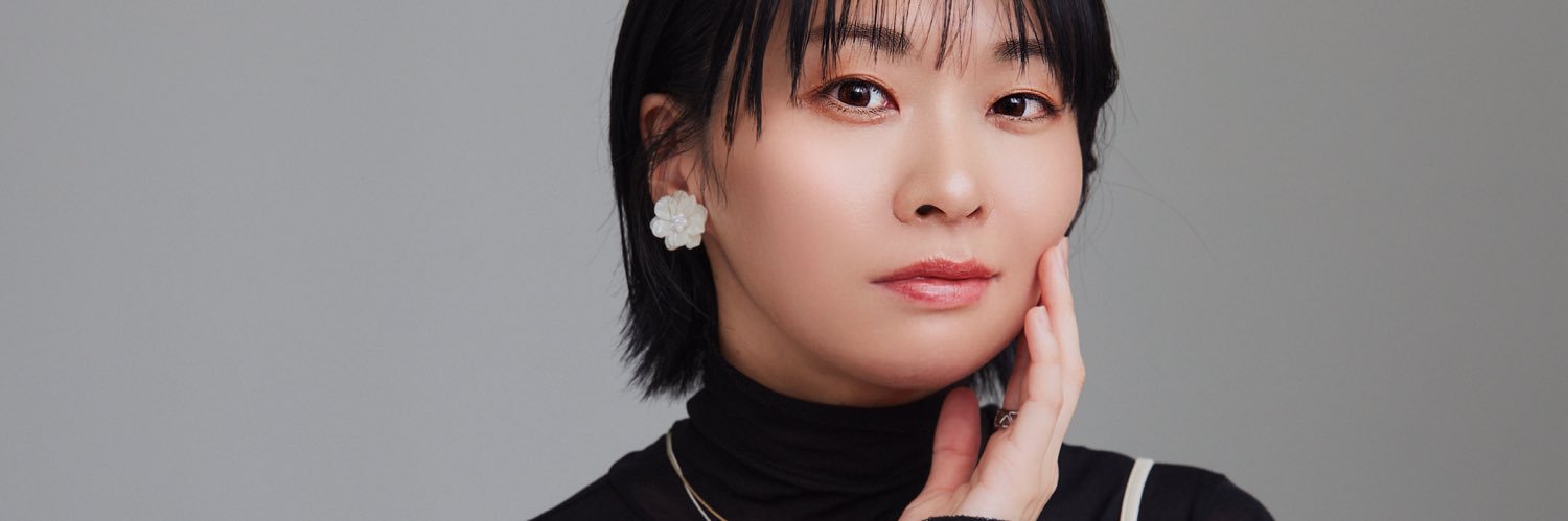 西分綾香's banner