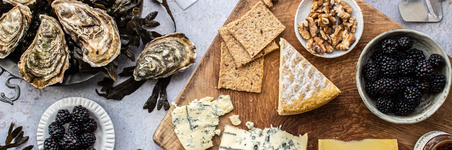 Morton's est.1934 banner