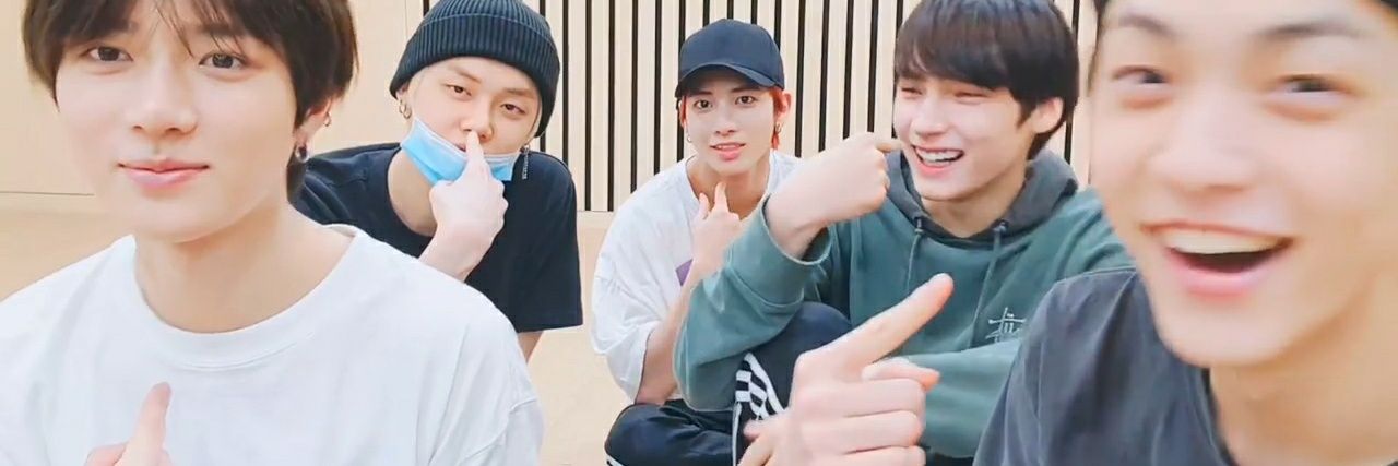 out of context txt banner
