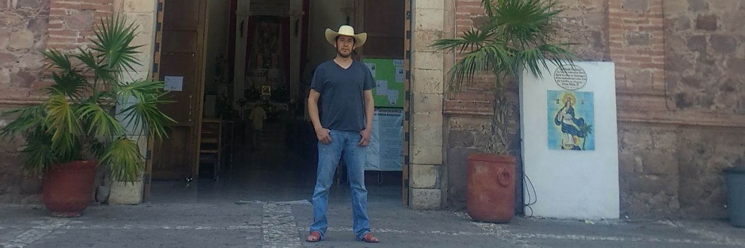 El Huache Político banner