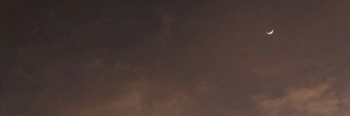 ____iss's profile banner image