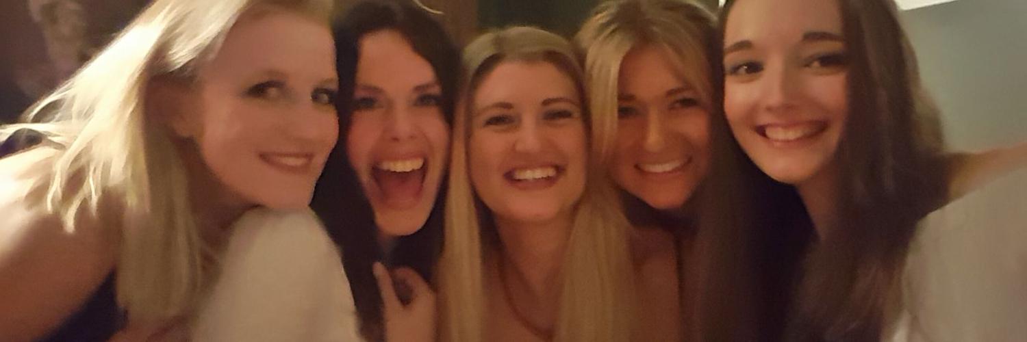 10becci's profile banner image