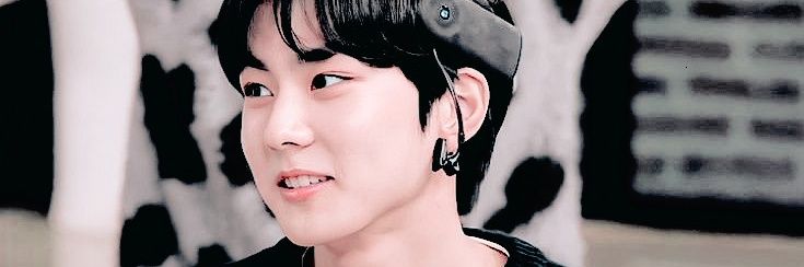 ⋆ 𝐀mꪮure . banner