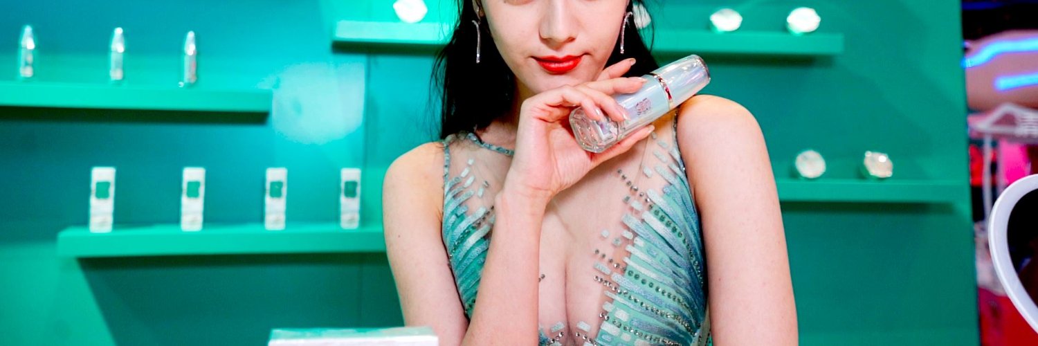 性感明星美腳美腿 的个人资料封面
