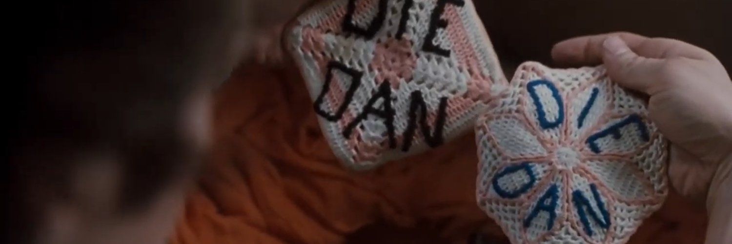 danielessess's profile banner image
