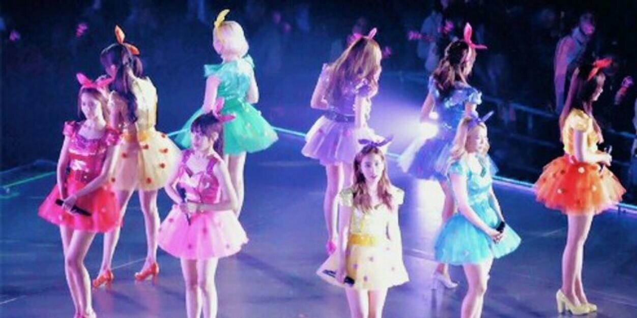 YEONASSI's profile banner image