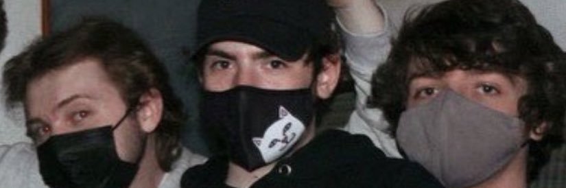 Gownio's profile banner image
