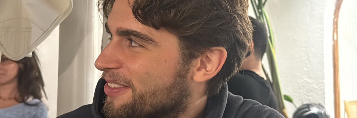 arciayar's profile banner image