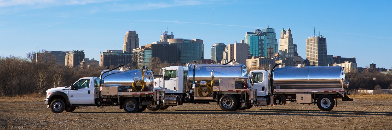 vactrucks's profile banner image