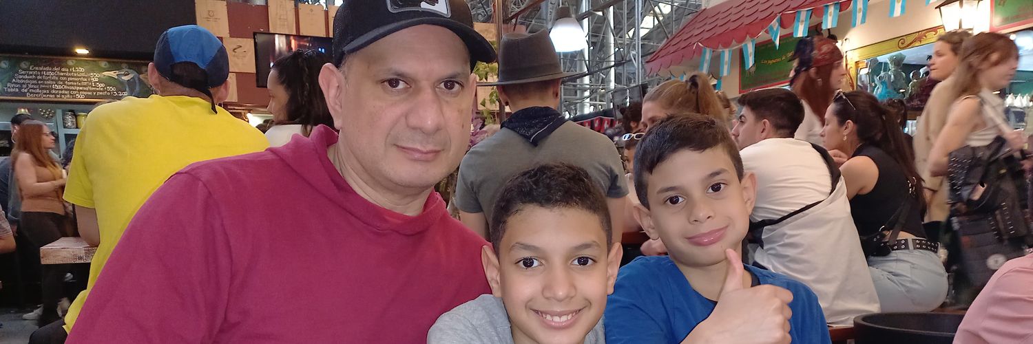 cesarc2804's profile banner image