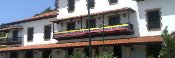 alejanaperez's profile banner image