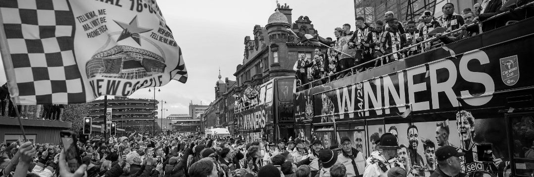 ⚫️Y҉u҉v҉i҉⚪️ banner