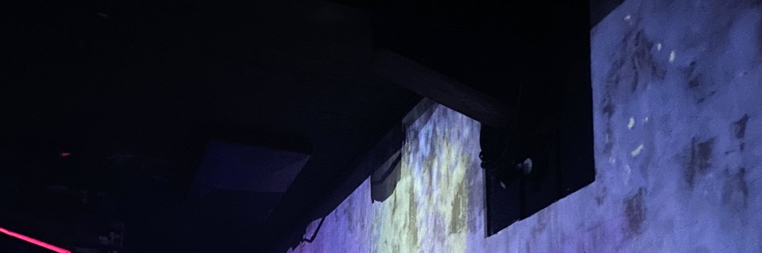 waw banner