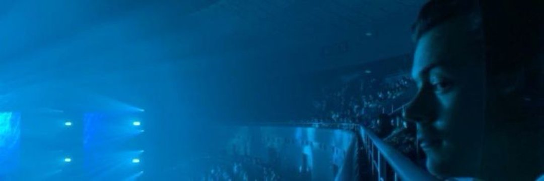 monse 🪩 VI A LOUIS banner