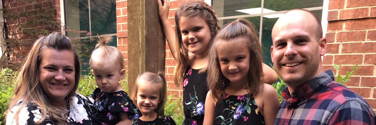 𝑪𝒉𝒓𝒊𝒔 𝑷𝒐𝒓𝒕𝒆𝒓 banner