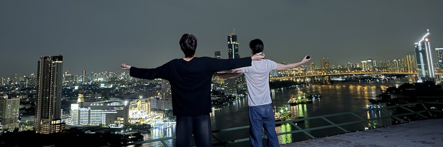 lailaftrm's profile banner image