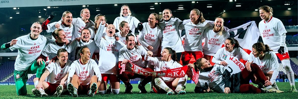 Julia ⚽️⛷️ banner