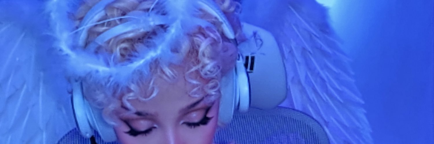 👛 banner