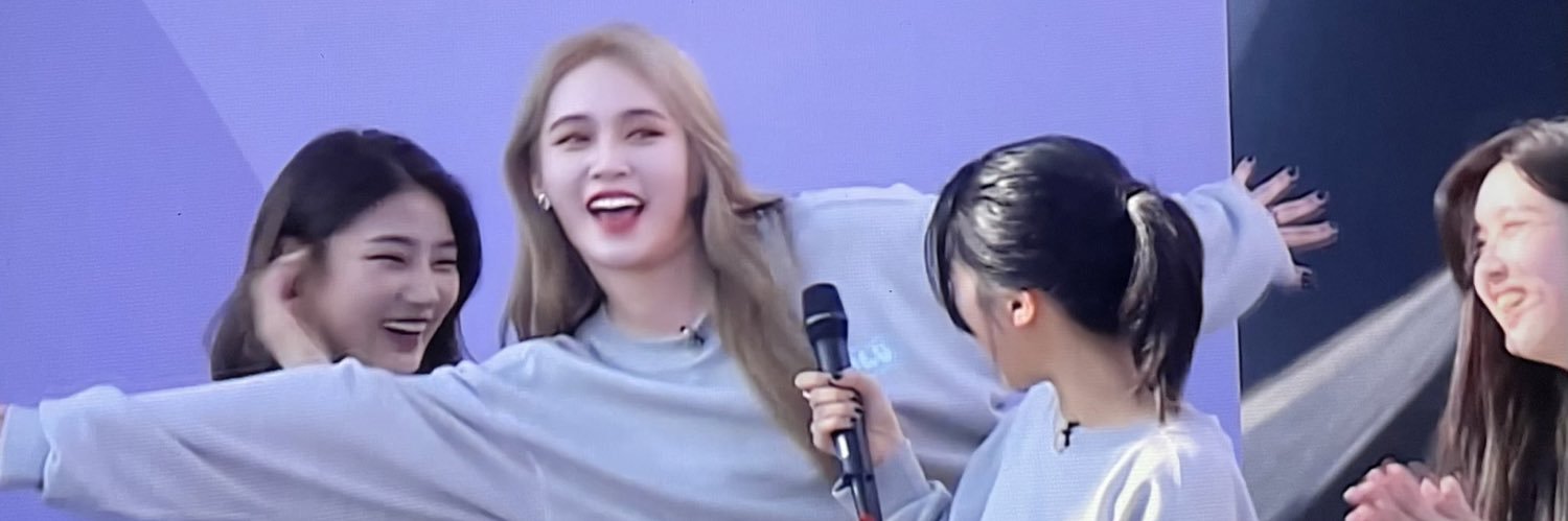 letsgo_yaning's profile banner image