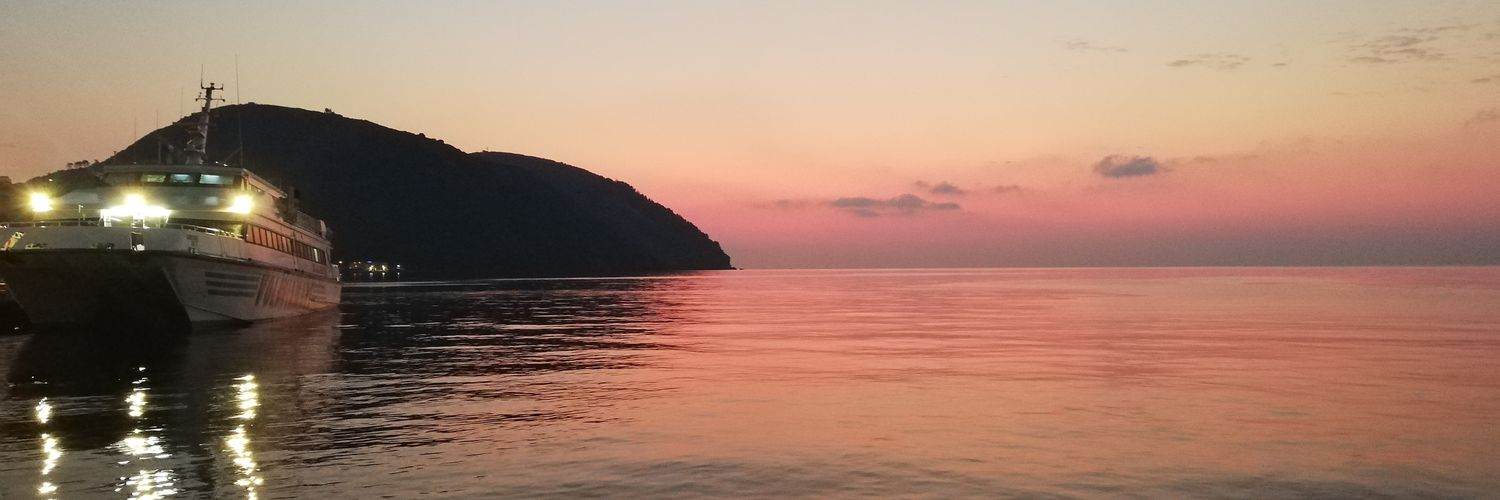 Ditrast's profile banner image