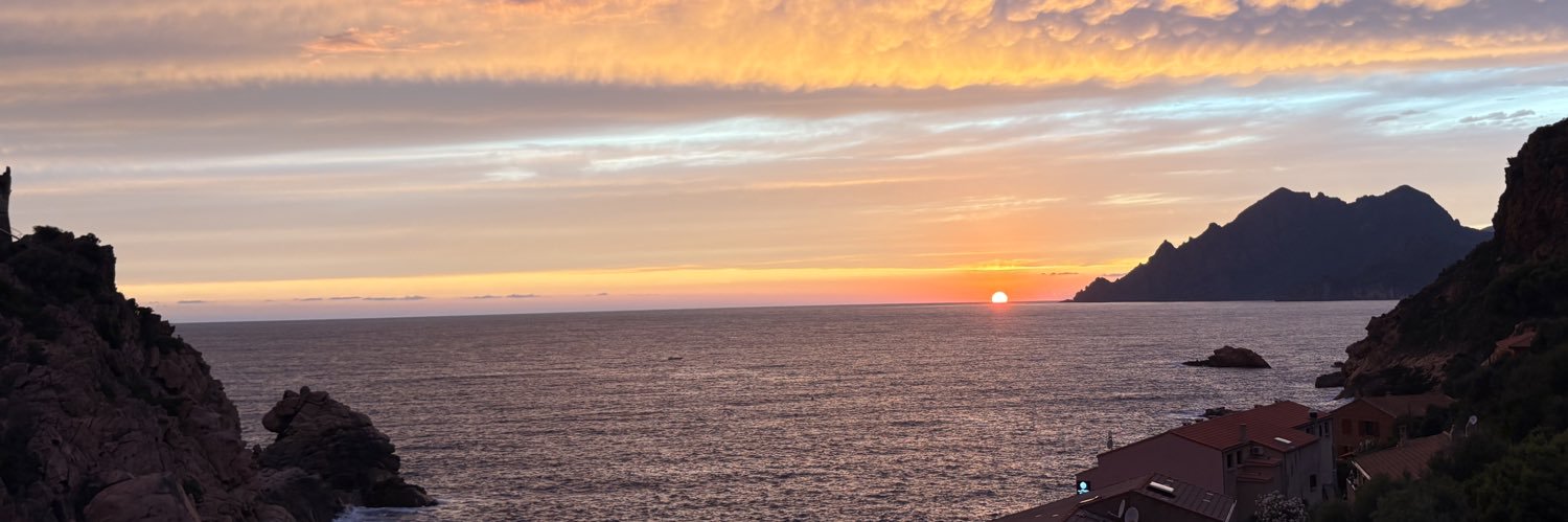 éva banner