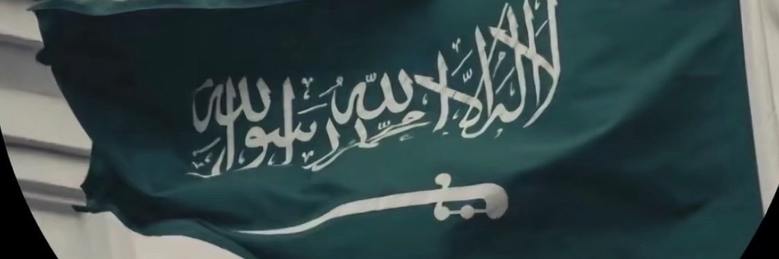 m00na_21's profile banner image