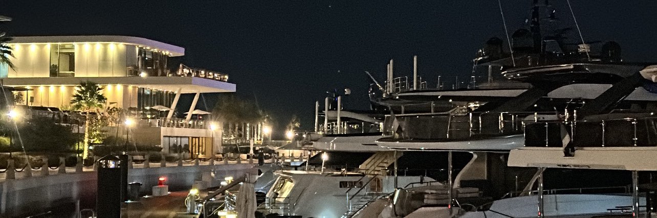 xzz's profile banner image
