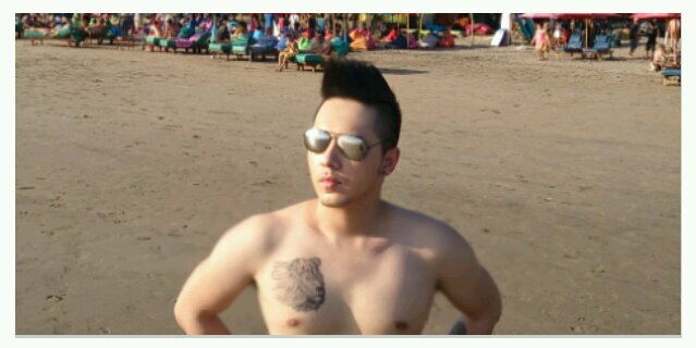 RDEEEEEE's profile banner image