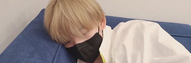duckymomome's profile banner image