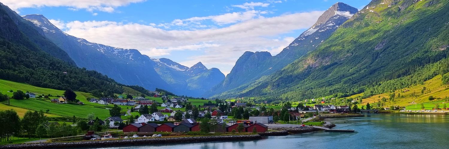 Danielle Beacall banner