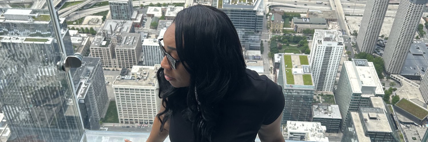 mizzmonet09's profile banner image