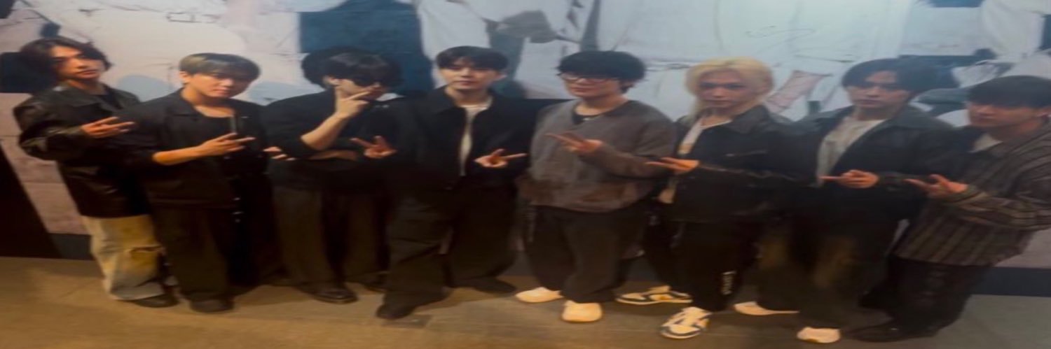 y2skz's profile banner image