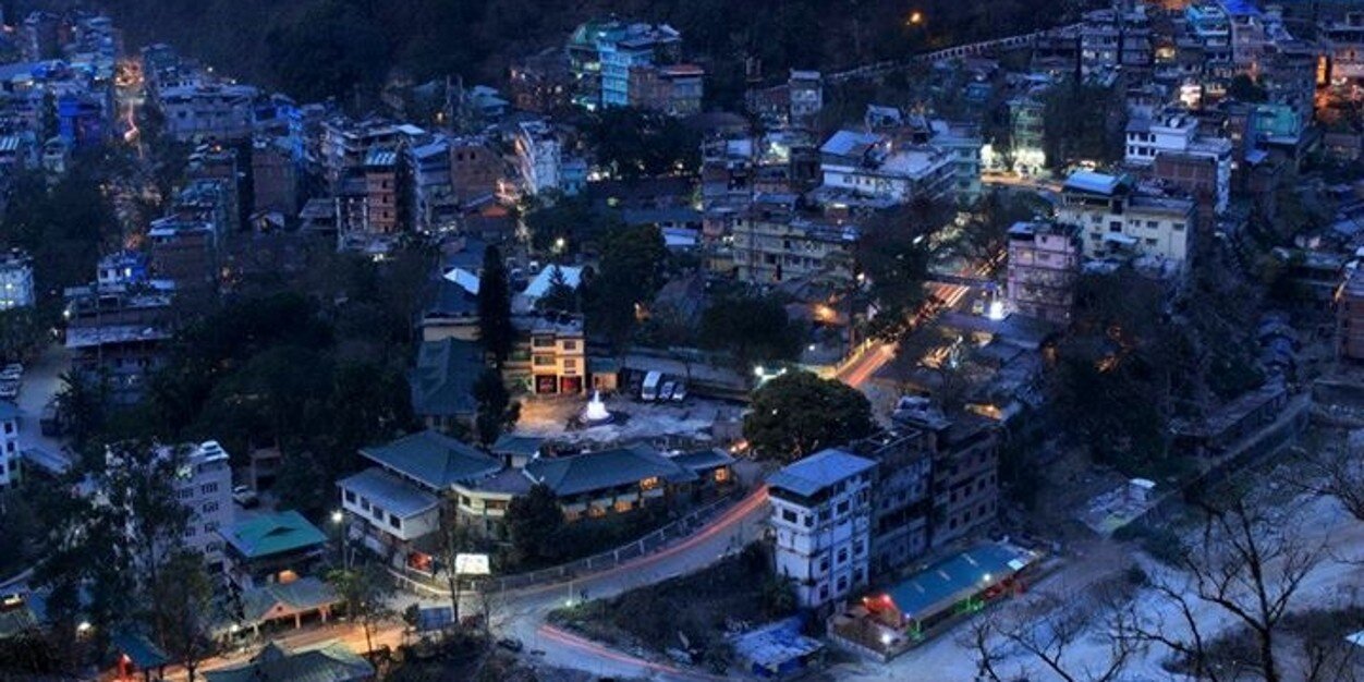 gunjanla's profile banner image