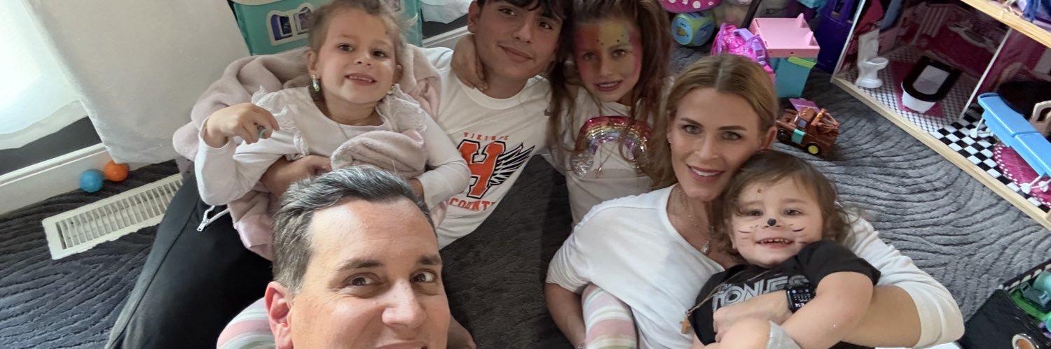 Erick Zoumberakis banner