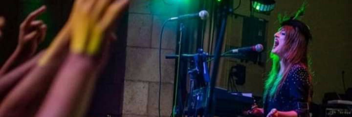 crazyqueenjulia's profile banner image