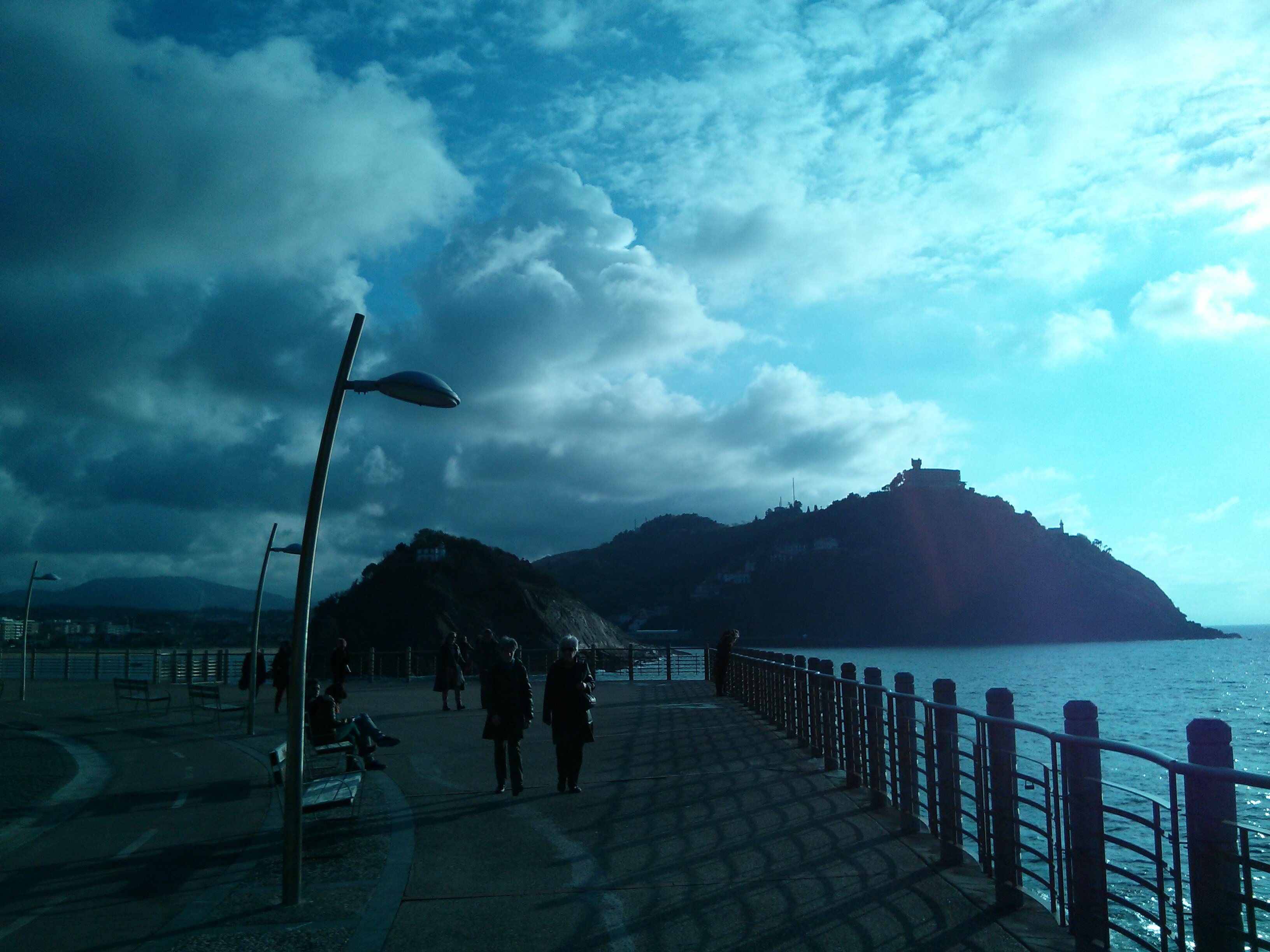 ipariente's profile banner image