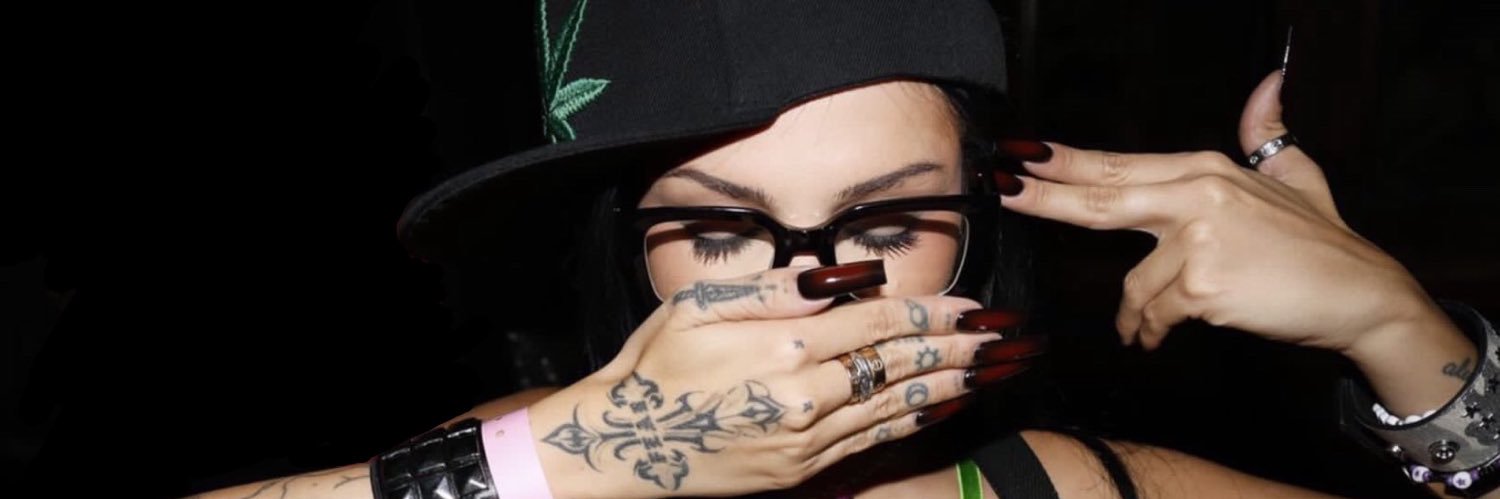 suckerpink's profile banner image