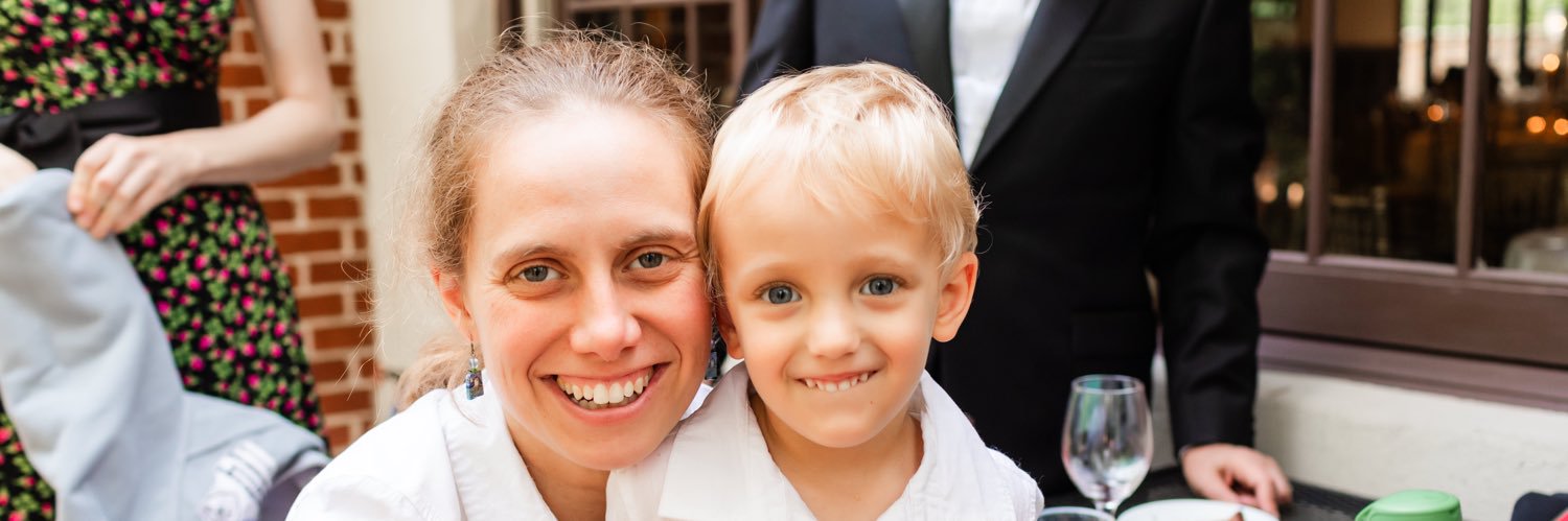 Lisa G M Friedman, MD MA 🐈⚾️🐧😷🦴👩‍👦 banner