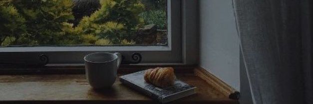 يانِعة || banner