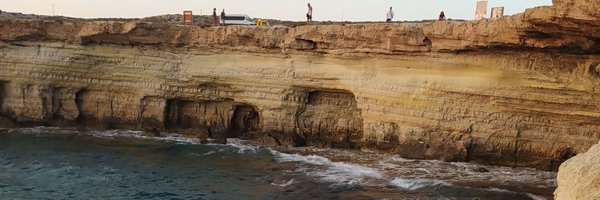 elysaioa Profile Banner