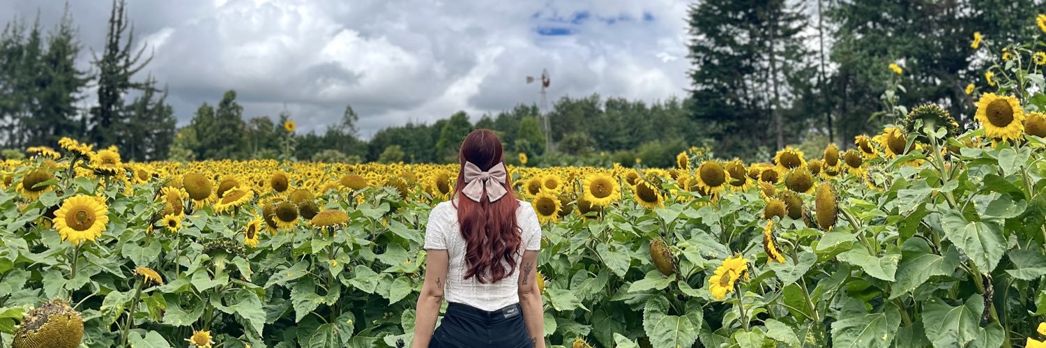 yessf31's profile banner image