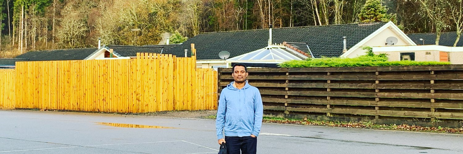 saravanrokr's profile banner image
