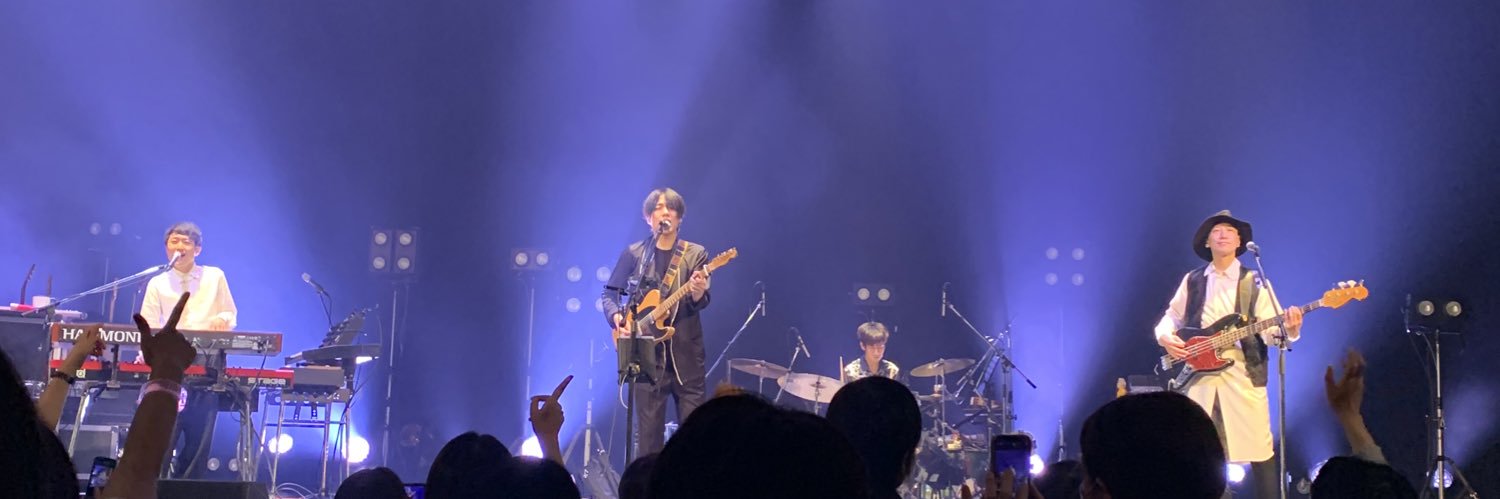 moero_men's profile banner image