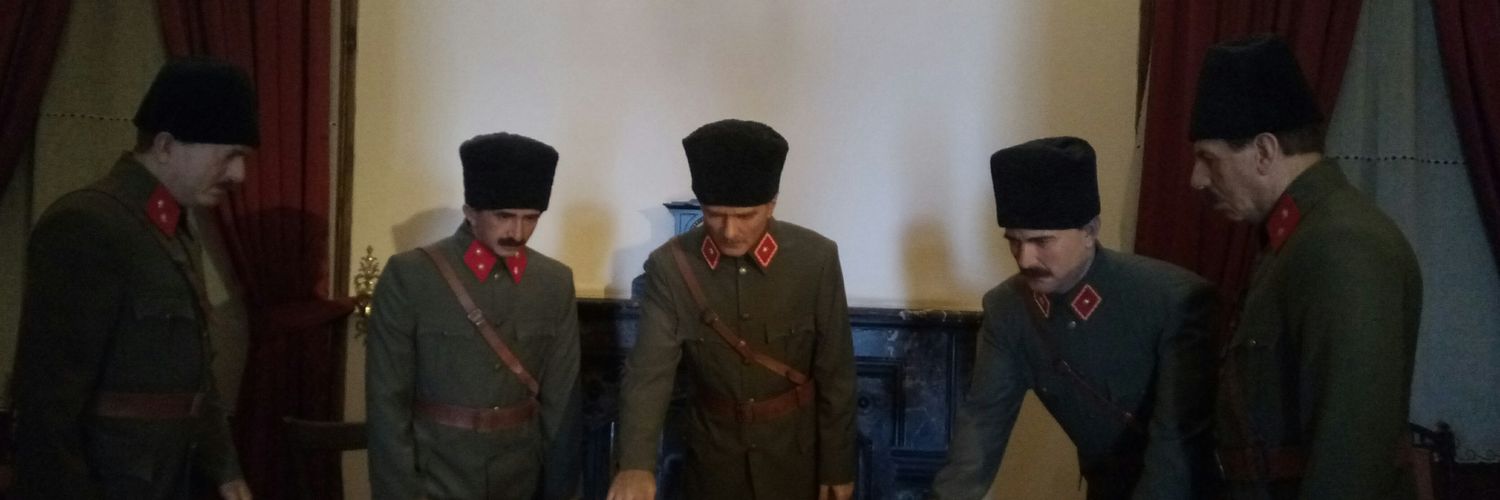 19mys1919's profile banner image